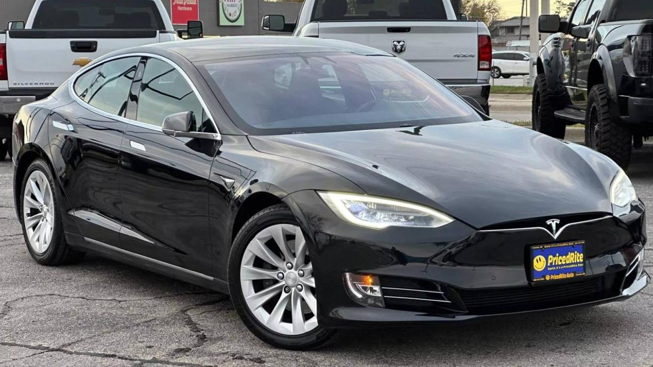 TESLA MODEL S 2017 5YJSA1E29HF231563 image